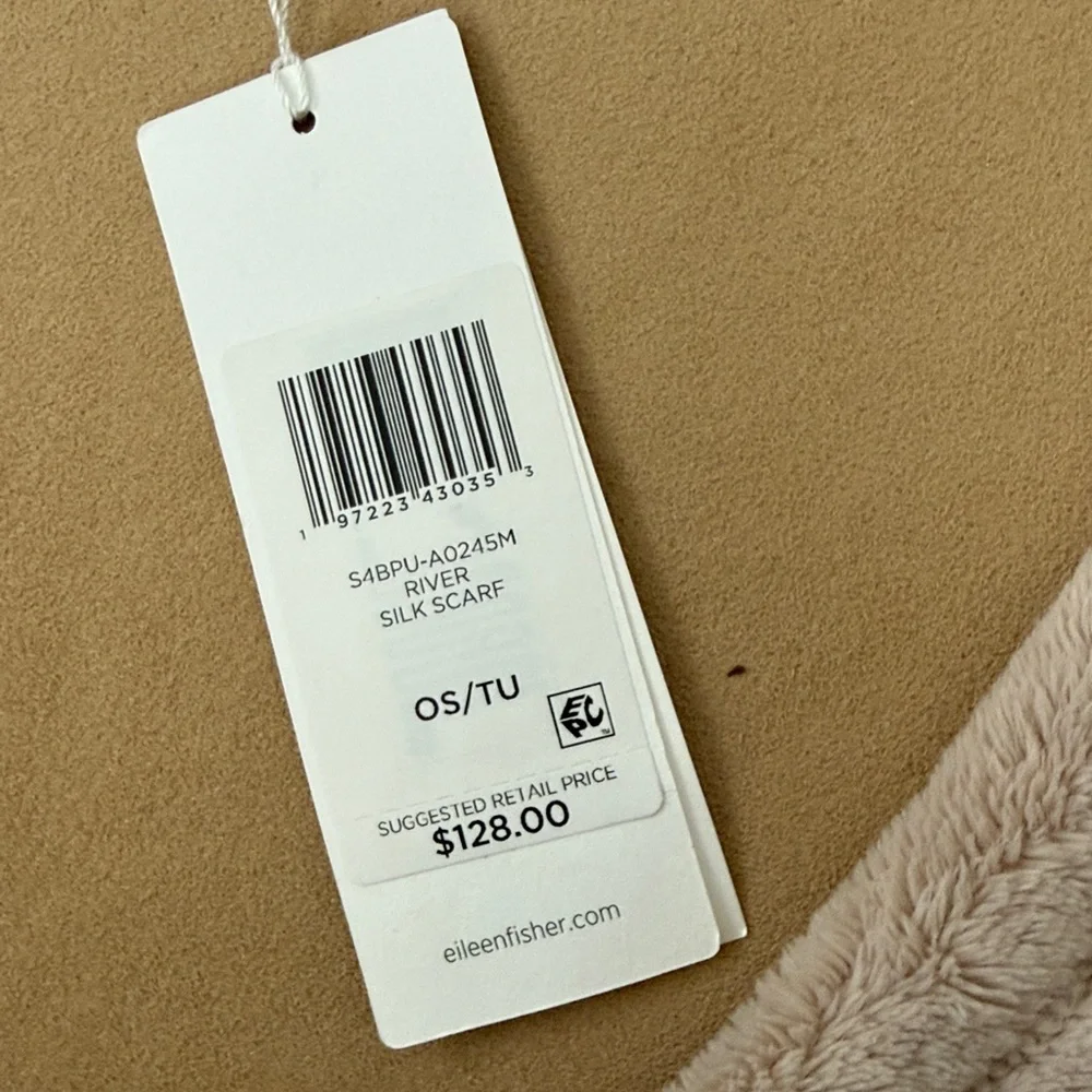 Eileen Fisher scarf - Picture 2 of 5